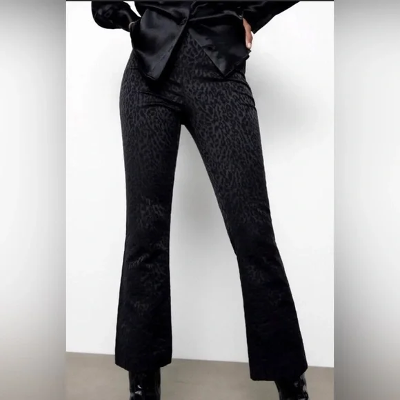 Zara pants mini flare leopard cheetah printed crop pants - Picture 2 of 7